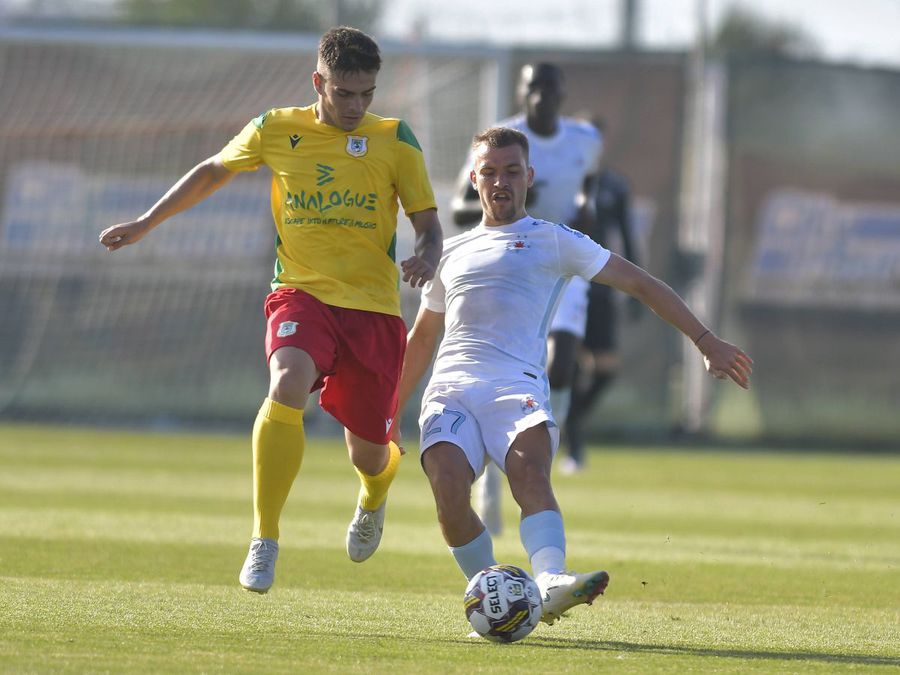 200.000 de euro e cota de piață a lui Dumitru, potrivit portalului de specialitate Transfermarkt; cel mai mult a valorat 400.000€ „Aguero” de la FCSB semnează în Superliga » MM Stoica paria pe el