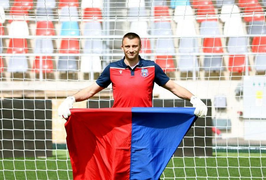 Vasili Hamutovski a apărat două sezoane poarta FCSB-ului și a strâns 26 de selecții pentru naționala Belarusului Trădătorul Hamutovski și patrioții noștri din sport
