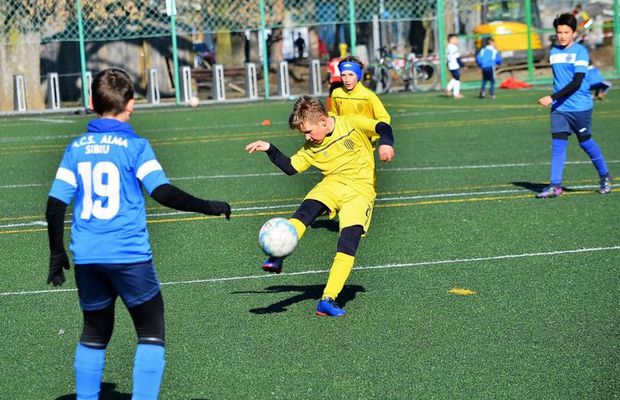 Proiect major adoptat de Camera Deputaților » Primăriile, obligate să aloce cel puțin 30% din bugetul pentru activități sportive către copii și juniori