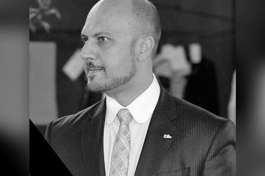 Valentin Illes, vicepreședintele Federației Române de Dans Sportiv, a decedat marți, 3 octombrie, într-un accident rutier produs în Ungaria, la vârsta de 49 de ani.