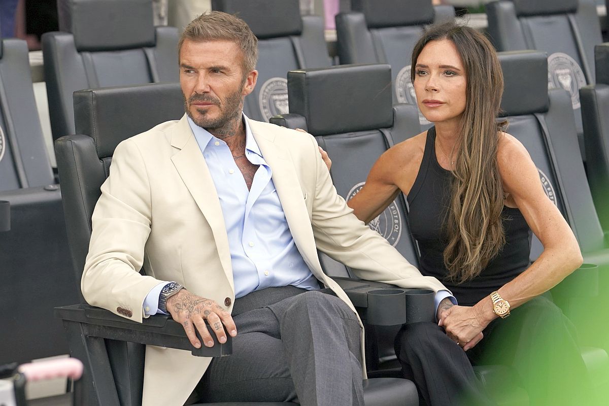 Victoria Beckham rupe tăcerea, după ce David ar fi înșelat-o cu asistenta personală: „N-am fost așa nefericită în viața mea”