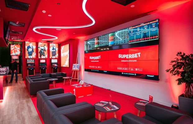 Superbet, liderul companiilor de pariuri din România, spune că va lua măsuri drastice împotriva oricărui angajat care ar afecta „respectul pentru libertatea presei și pentru independența jurnaliștilor”
