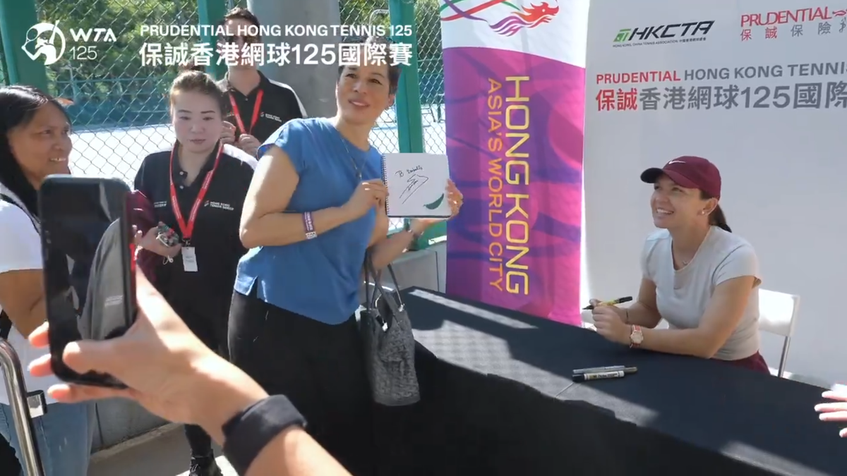 Simona Halep a făcut furori la Hong Kong