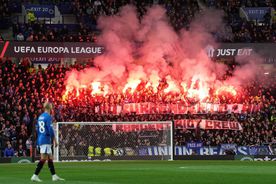 Scene reprobabile în Europa League: meciul a fost oprit! Rangers riscă sancțiuni de la UEFA după ce fanii au „incendiat” o tribună