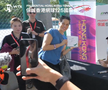 Simona Halep a făcut furori la Hong Kong: o coadă mare de oameni a participat la o sesiune de poze și autografe