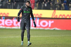 Gigi, ai văzut-o pe asta? „Tontogol” primit de Lukas Zima, portarul dorit la FCSB