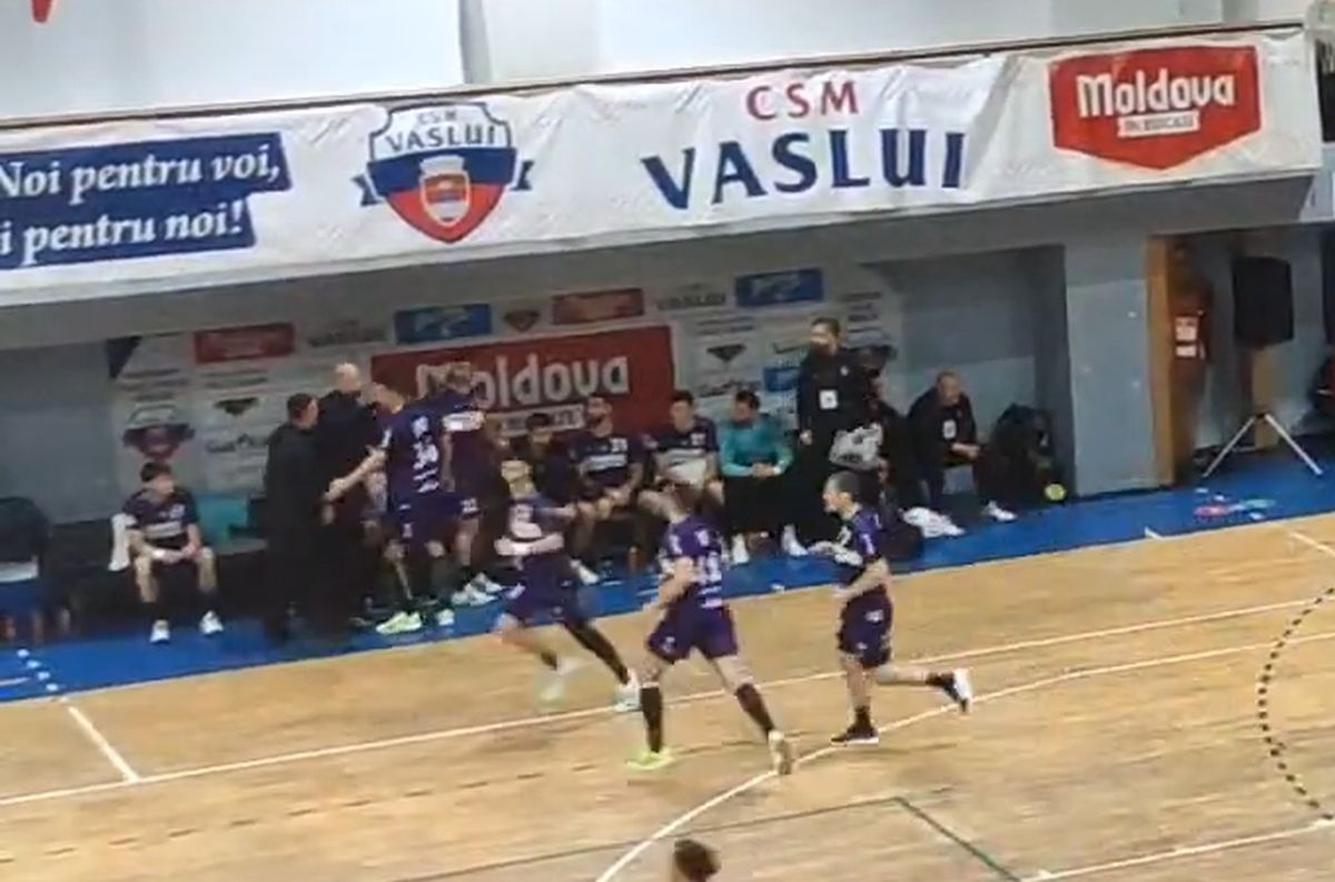 „Nu a fost vorba despre violență” » Reacția lui Alexandru Dedu și a protagoniștilor, după comunicatul FRH legat de scenele de la Vaslui: „A fost interpretat greșit”