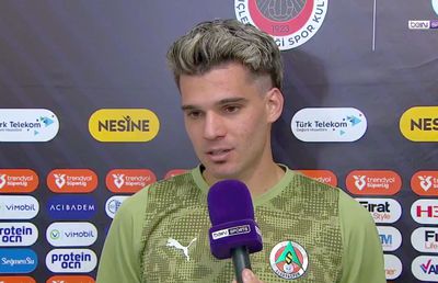 Ianis Hagi a dat cărțile pe față după ce a fost dorit de Becali și Șucu în Superliga: „Rămâne să întorc această favoare”