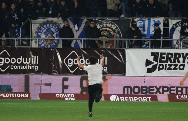 Ce nu s-a văzut la TV, imediat după Rapid - Farul » Momentul lipsit de fair-play INTERZIS pe transmisiune