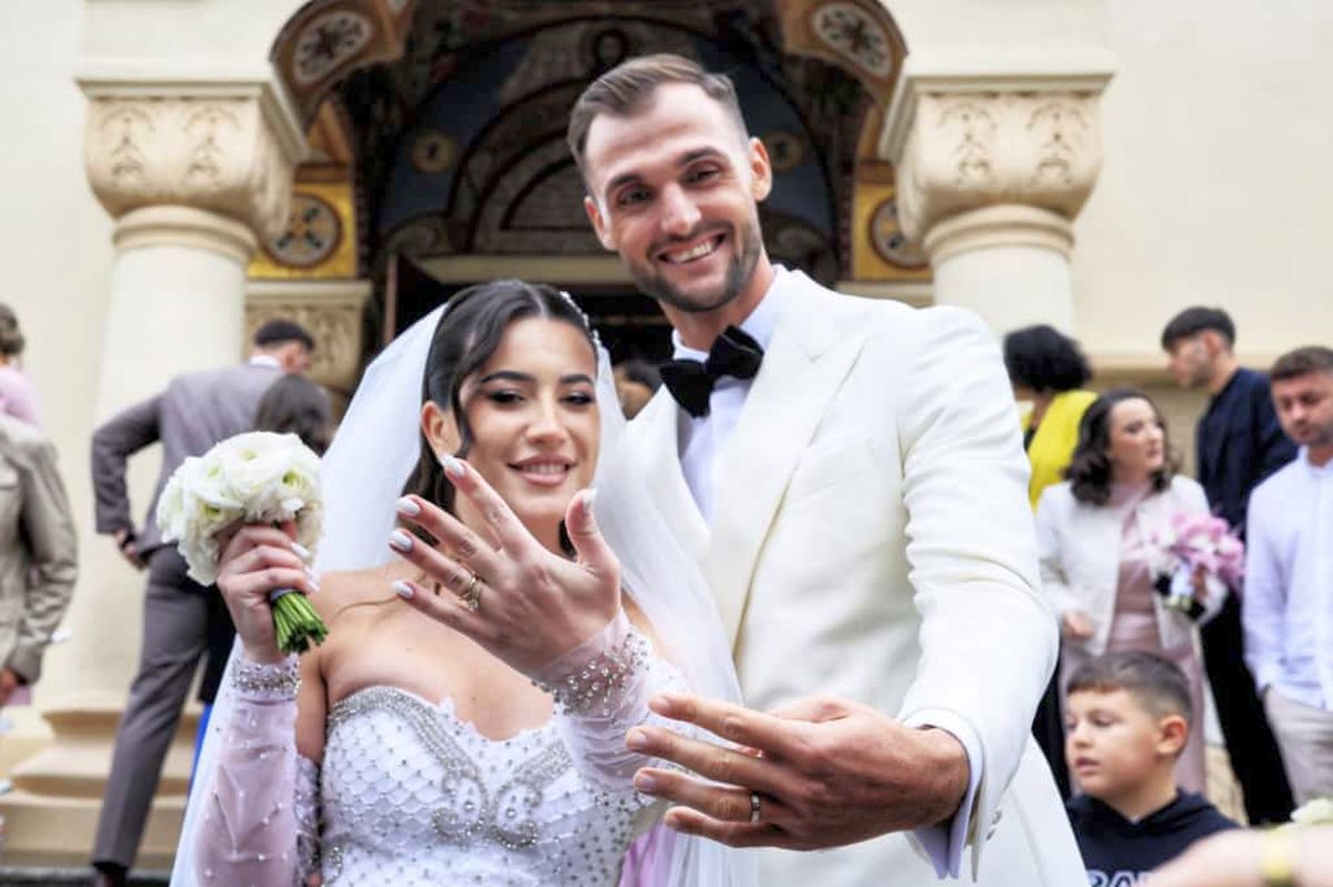 Vicecampionul olimpic Ciprian Tudosă s-a căsătorit astăzi cu fiica unui multiplu medaliat român
