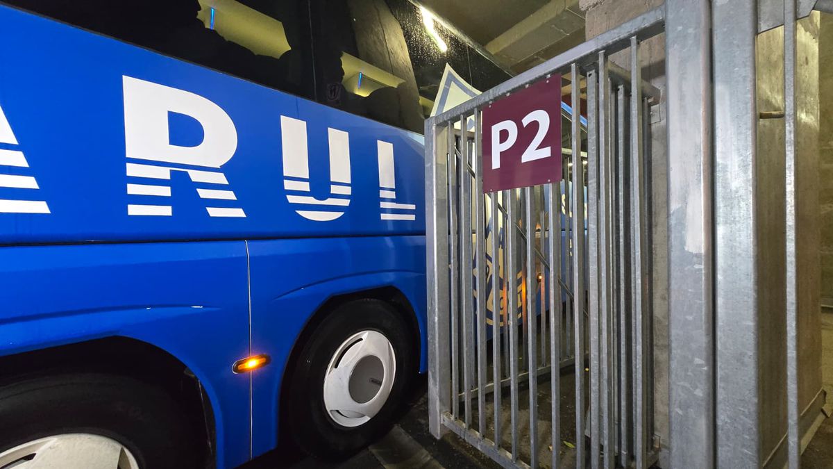 Sosire Rapid și Farul