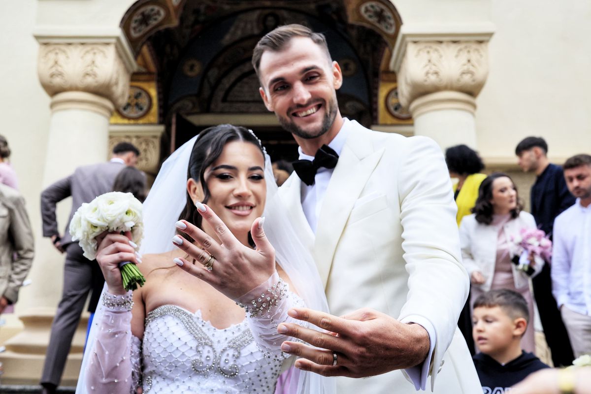 Vicecampionul olimpic Ciprian Tudosă s-a căsătorit astăzi cu fiica unui multiplu medaliat român