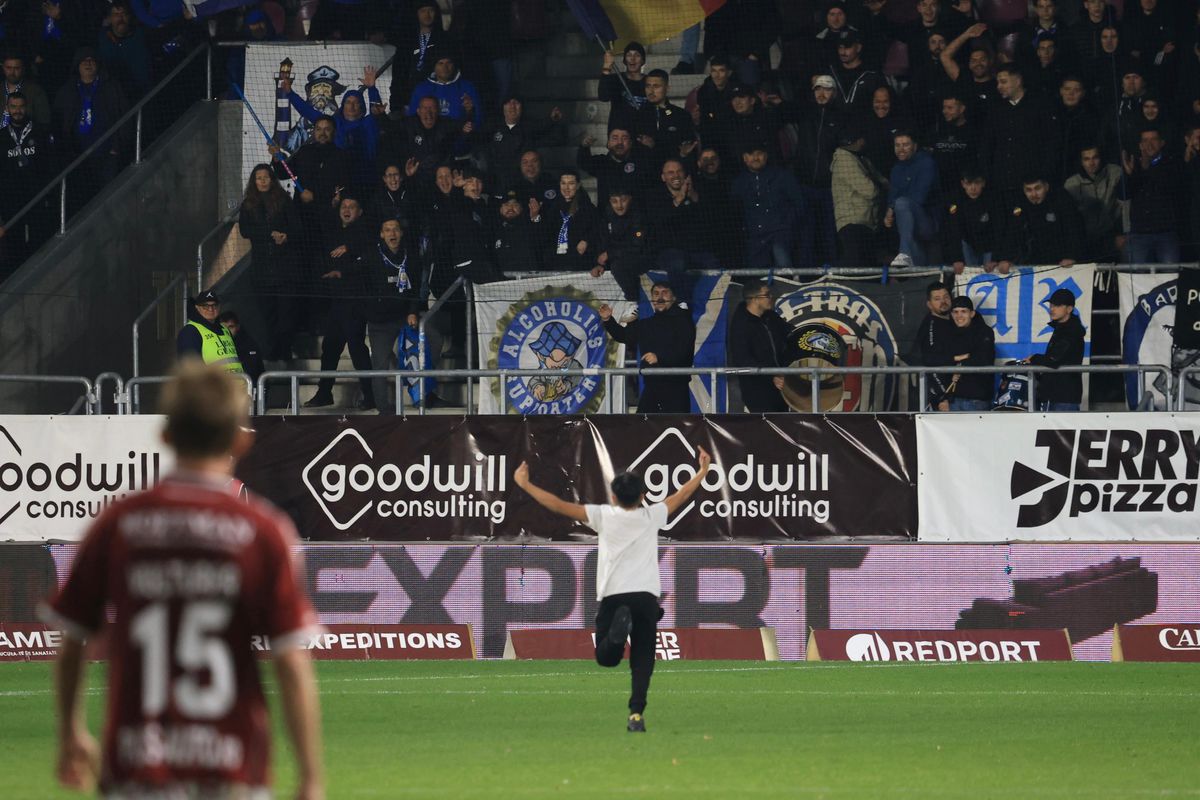 Ce nu s-a văzut la TV în Rapid - Farul