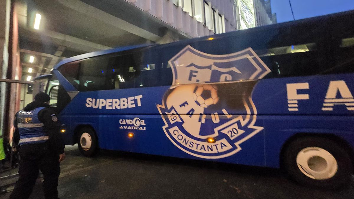 Sosire Rapid și Farul