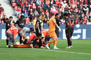 Grimaldo, scos pe targă după un șoc violent cu un coechipier