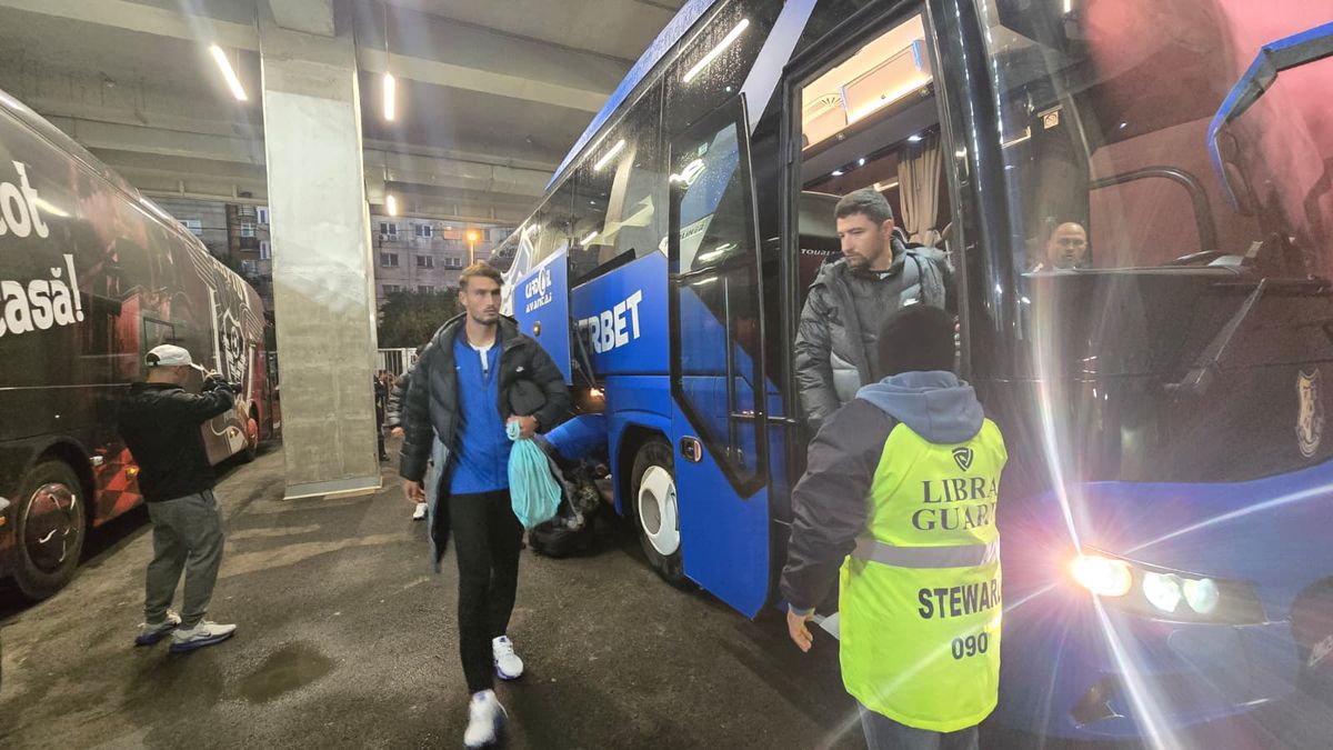 Sosire Rapid și Farul