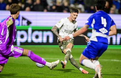 Dennis Man s-a descătușat după primul gol la PSV și s-a destăinuit în fața jurnaliștilor » Prin ce a trecut în primele săptămâni în Olanda