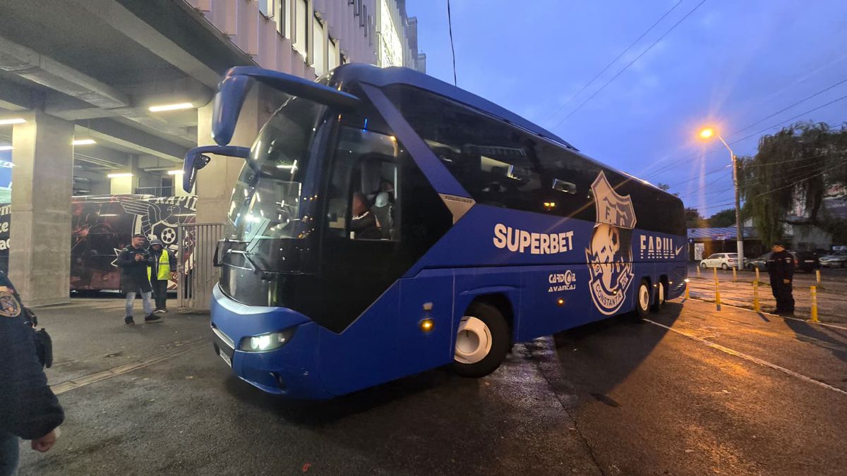 Sosire Rapid și Farul