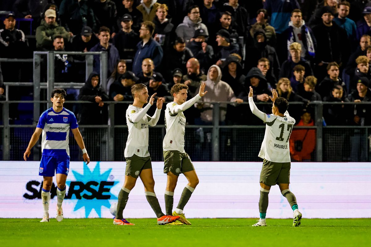 Cum a înscris Dennis Man primul gol pentru PSV