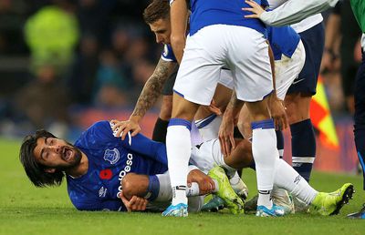 EVERTON - TOTTENHAM 1-1 // FOTO Cumplita suferință a lui André Gomes povestită de un coleg: „Avea ochii ieșiți din orbite. Plângea, striga, urla”. Va fi operat azi!