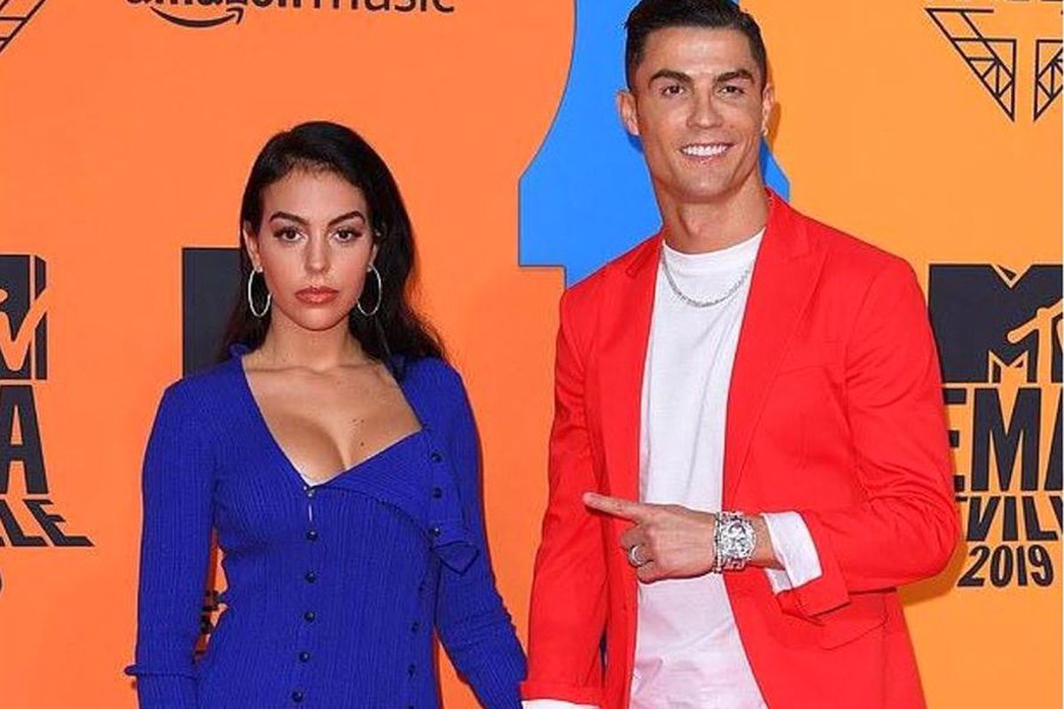 Cristiano Ronaldo și Georgina Rodriguez au sclipit pe covorul roșu » FOTO Ținute spectaculoase la gala MTV European Music Awards