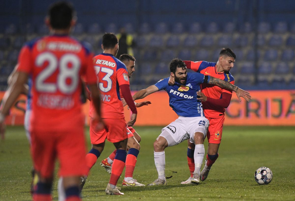 Fotbaliștii celor de la FCSB, laude pentru Edi Iordănescu după a 7-a victorie consecutiva a roș-albaștrilor în Liga 1: „Avem un antrenor care știe să pună la punct orice detaliu”