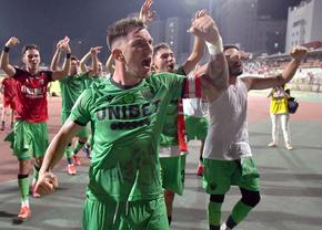 Apare Sorescu în Dinamo - CFR Cluj? De ce ar fi tentat Rednic să mizeze pe el deși s-au certat