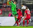 Dan Petrescu a explodat după golul marcat de Alkmaar în poarta lui CFR Cluj! Greșeală flagrantă de arbitraj