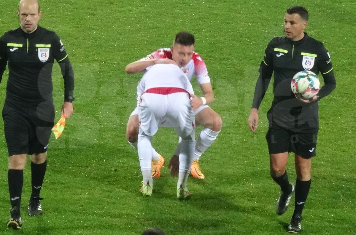 FOTO 3 detalii de la Dinamo - Csikszereda: Ghezali a izbucnit în plâns
