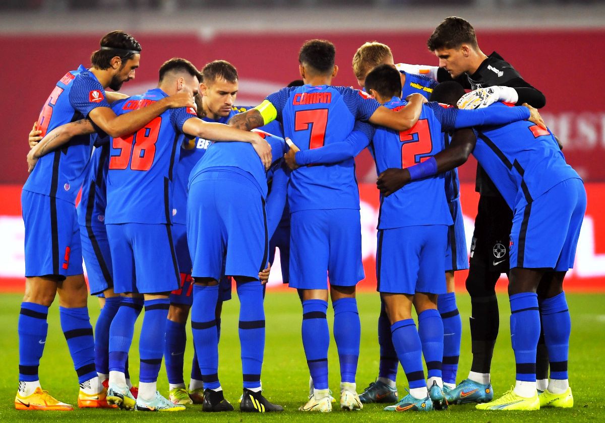 Un om de bază de la FCSB dă vina pe arbitrajele din Conference și vorbește despre problemele din vestiar: „S-au schimbat cinci antrenori, doar el a rămas mereu aici”