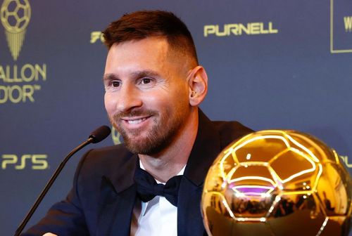 Lionel Messi și Balonul de Aur. 
Foto: Instagram @leomessi