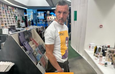 „Cum să te opui unui dictator” » Teodora, imagine virală cu Mihai Stoica