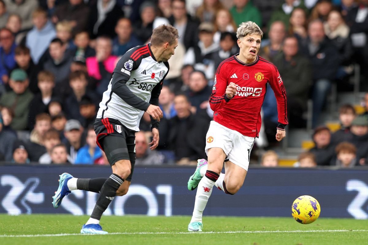 Manchester United se impune in extremis pe terenul lui Fulham și întrerupe seria de două înfrângeri la zero » Clasamentul actualizat din Premier League