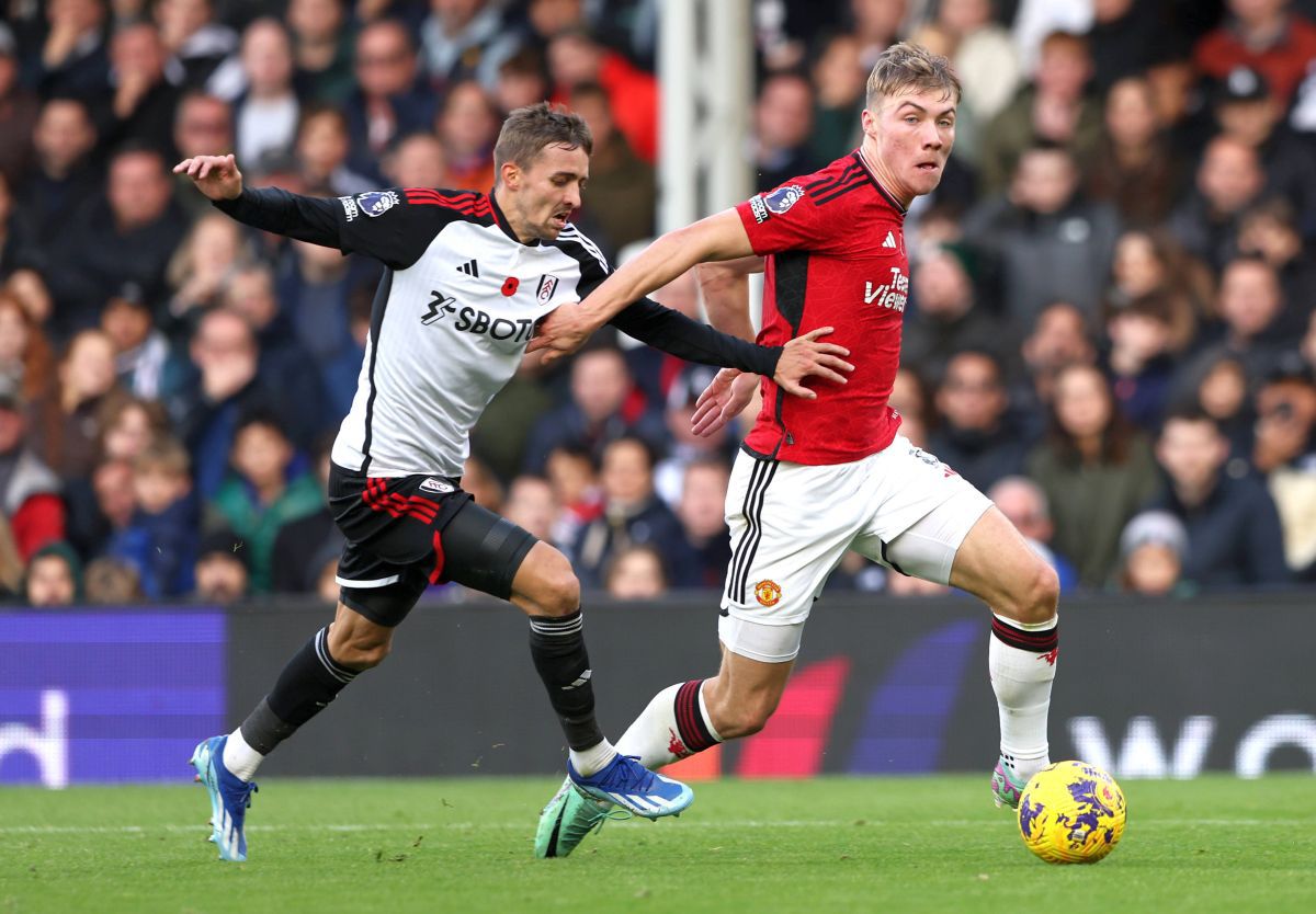 Manchester United se impune in extremis pe terenul lui Fulham și întrerupe seria de două înfrângeri la zero » Clasamentul actualizat din Premier League