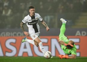 Notele primite de Dennis Man și Valentin Mihăilă după Parma - Genoa! Italienii nu l-au iertat pe român: „A făcut mereu alegerea greșită
