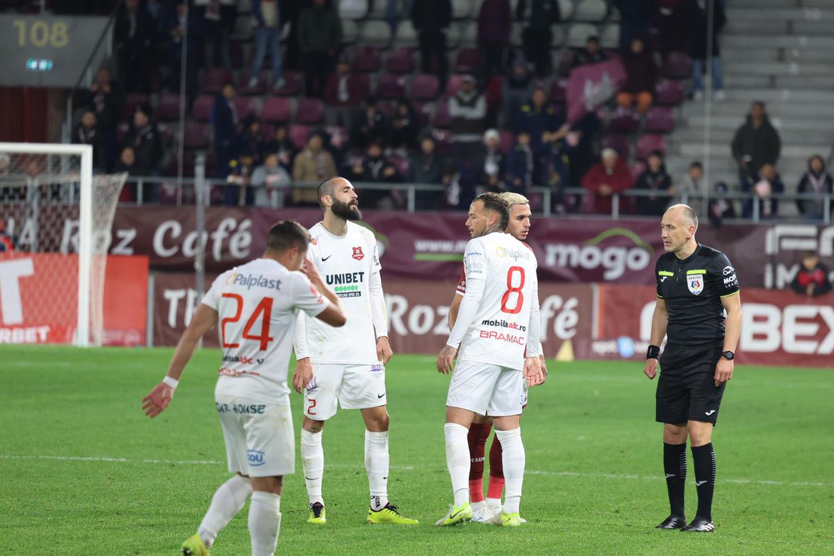 Intrarea lui Selimovic din meciul Rapid - Hermannstadt