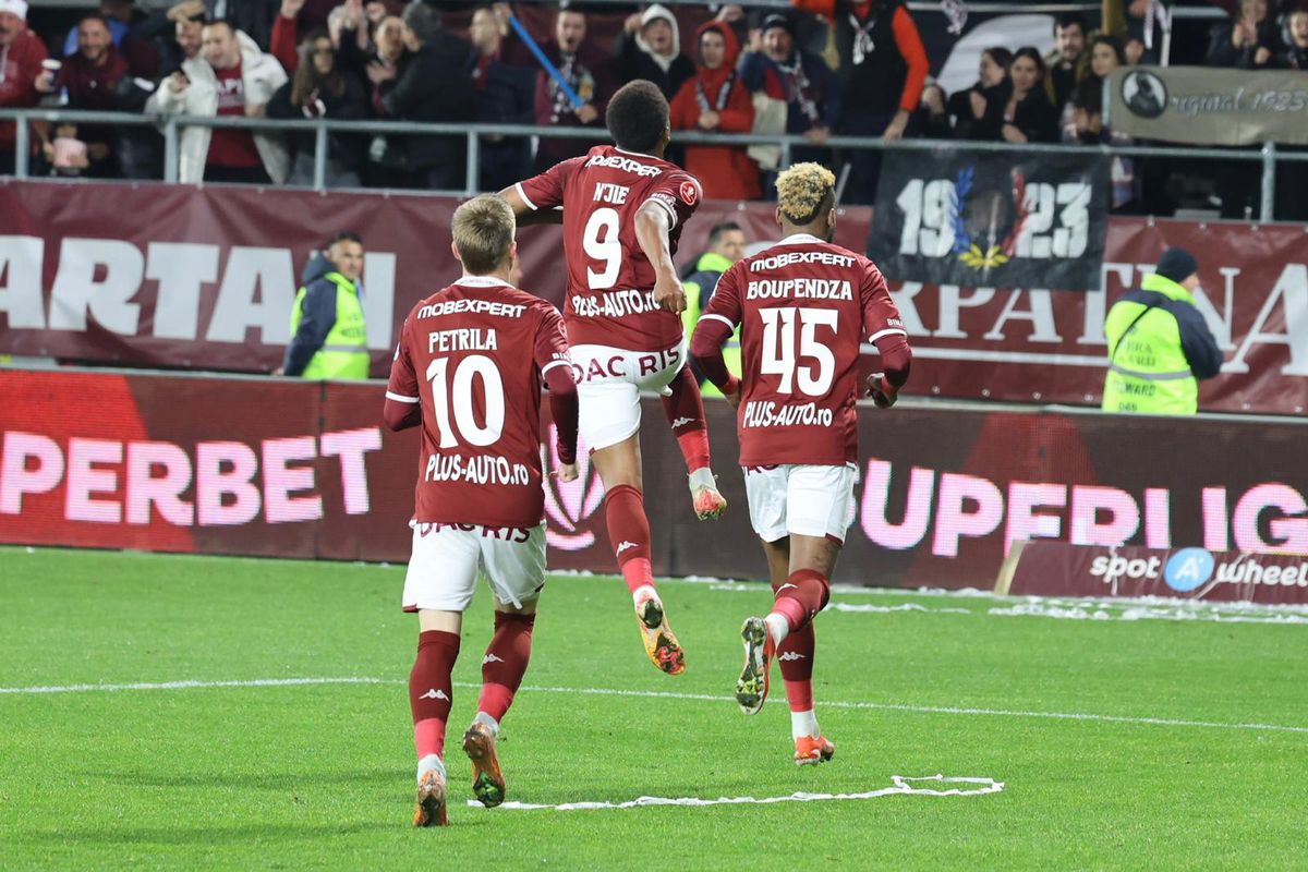 Scandal IMENS în vestiar înainte de Rapid - Hermannstadt » A sărit la antrenor: „Îți bați joc de mine?!”