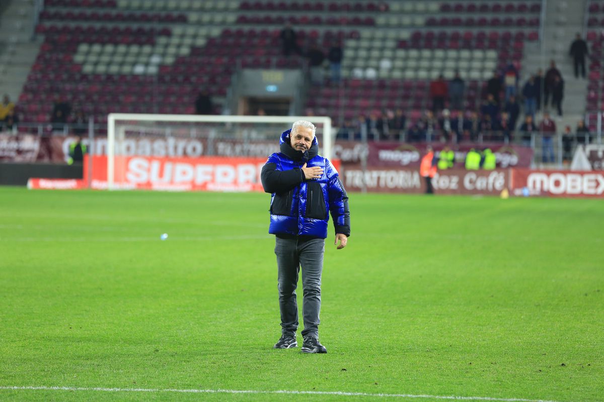 Ce s-a întâmplat pe gazon la finalul meciului Rapid - Hermannstadt / Foto: Ionuț Iordache GSP