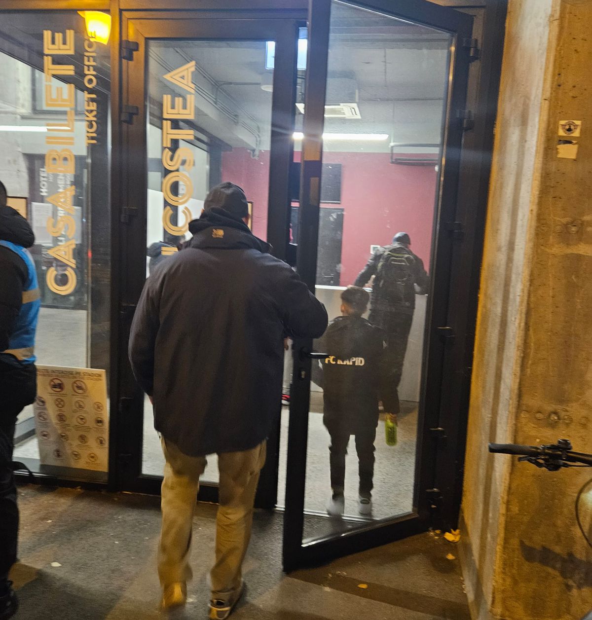 Schimbare de look înainte de Rapid - Hermannstadt » Fotbalistul giuleștenilor, apariție surprinzătoare