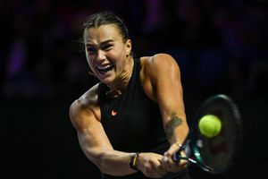 Aryna Sabalenka, prima calificată în semifinale la WTA Finals » Victorie cu emoții la sfârșit contra lui Jasmine Paolini