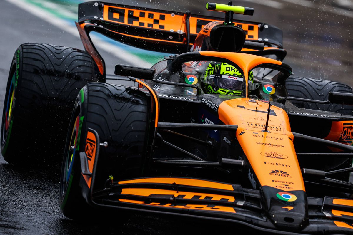 „Aș vrea să îmi iau vacanță de acum. Cel mai prost monopost!” » Panică în garajul Mercedes! Va refuza Lewis Hamilton să ia startul în ultimele trei curse ale sezonului?