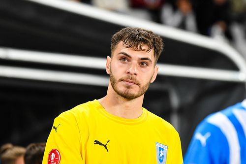 Laurențiu Popescu, cifre „de echipa națională” în Universitatea Craiova - FCSB 0-4. Foto: Imago