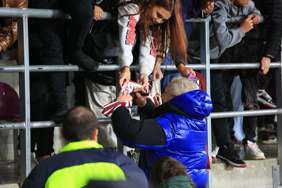 Ce s-a întâmplat pe gazon la finalul meciului Rapid - Hermannstadt / Foto: Ionuț Iordache GSP