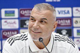 Surpriză! Cosmin Olăroiu și-a ales favorita la titlu în Superliga: „Ar fi extraordinar”
