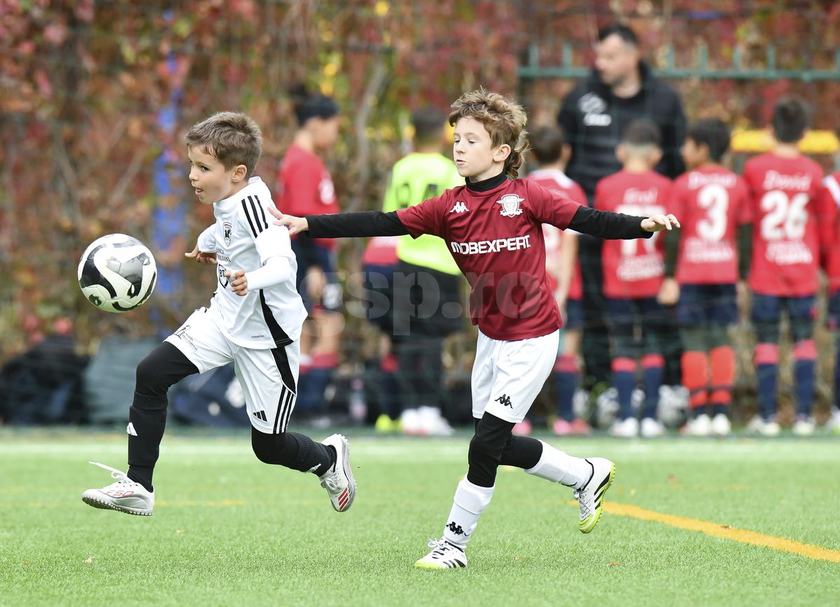 Tiago și Adrian Mutu, la meciul contra Rapidului