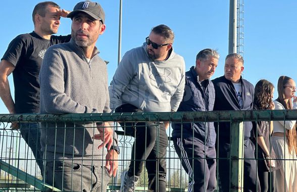 Scene șocante la U17 în Craiova - Rapid » Tatăl unui fotbalist oltean, rupt în bătaie de părinții rapidiștilor:  „M-au lovit încontinuu aproape un minut. Eu o țineam de mână pe fiică-mea”