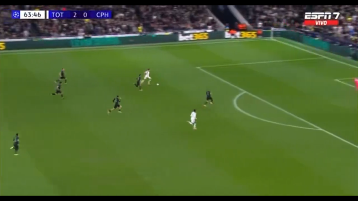 Golul sezonului în Liga Campionilor! Rivalul lui Drăgușin, cursă de 75 de metri, în care a driblat 5 adversari