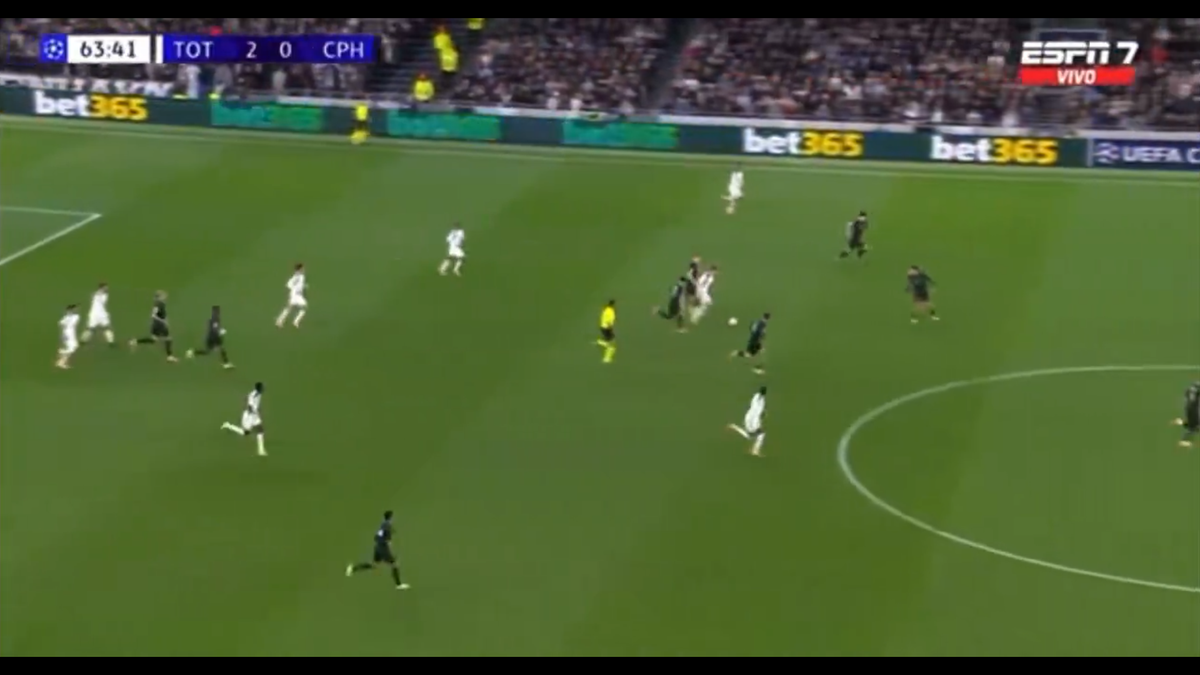 Rivalul lui Drăgușin și-a lăsat „mască” antrenorul: „Dacă mai face asta, să mă ignore cât vrea!”