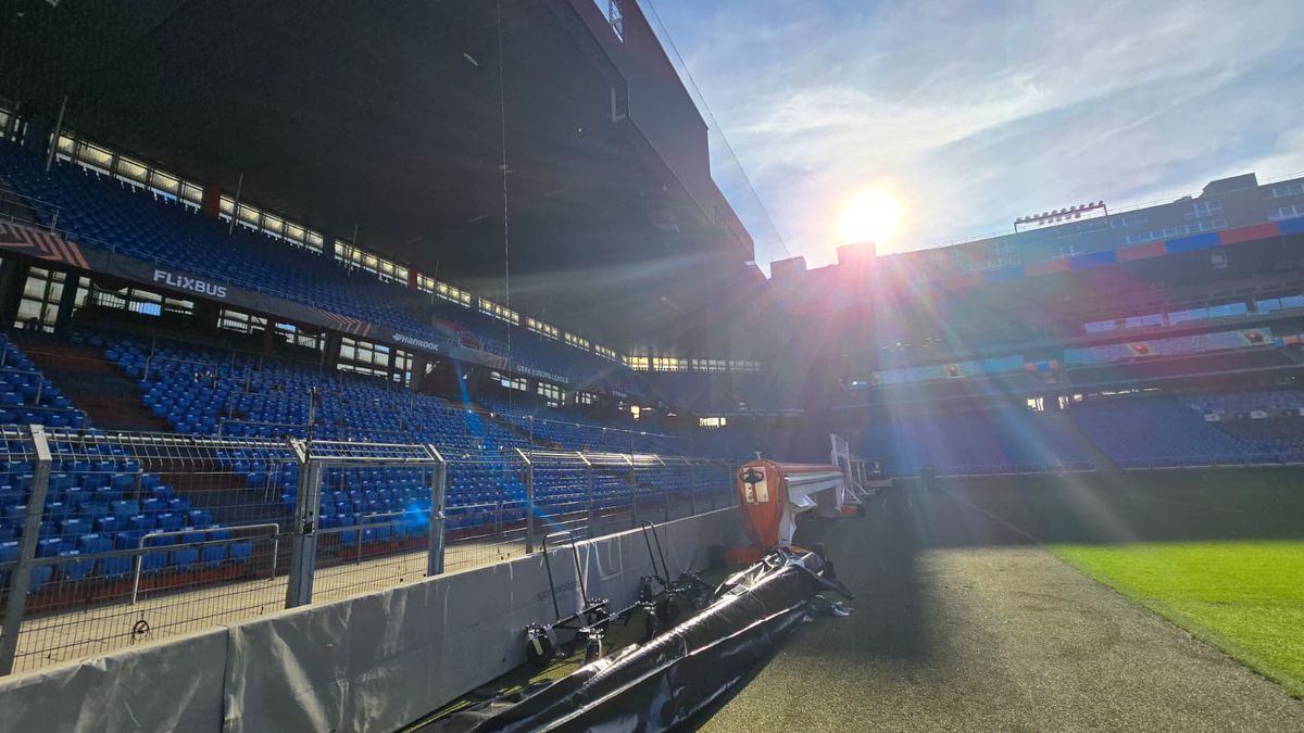 „St. Jakob-Park”, arena unde se va disputa Basel - FCSB