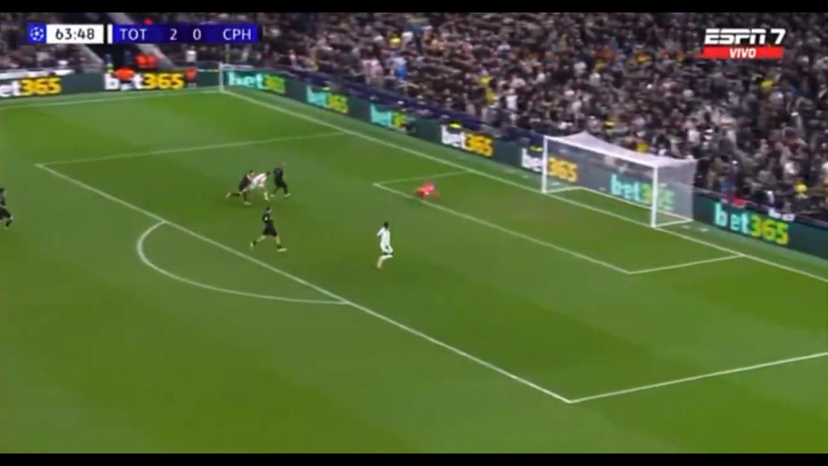 Golul sezonului în Liga Campionilor! Rivalul lui Drăgușin, cursă de 75 de metri, în care a driblat 5 adversari